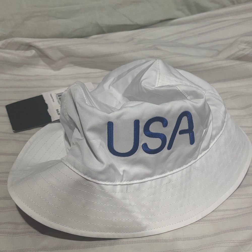 Reversible Nike Bucket Hat with USA Embroidery